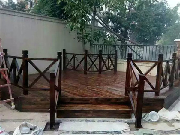 杭州防腐木木地板围栏