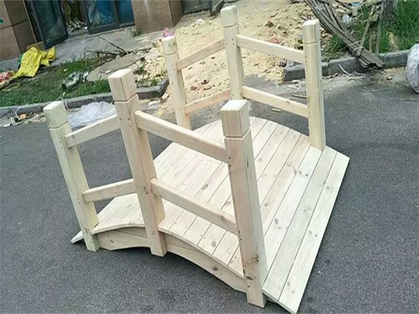 杭州防腐木小木桥防腐木栈道施工